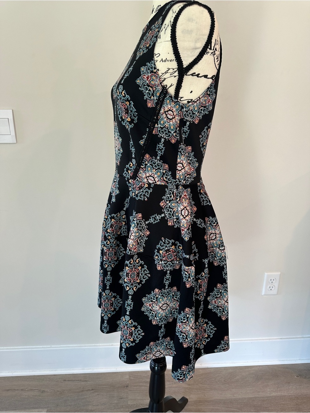 Mossimo Black mandala Printed Halter Skater Dress size M A-line gorgeous - Picture 4 of 11
